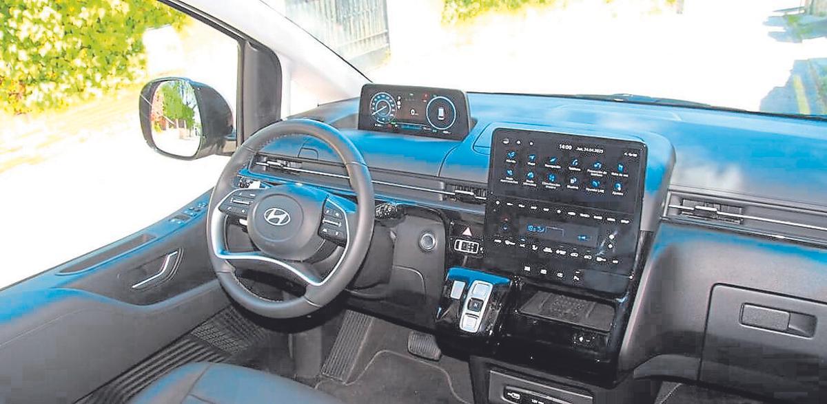 Hyundai Staria Híbrido.