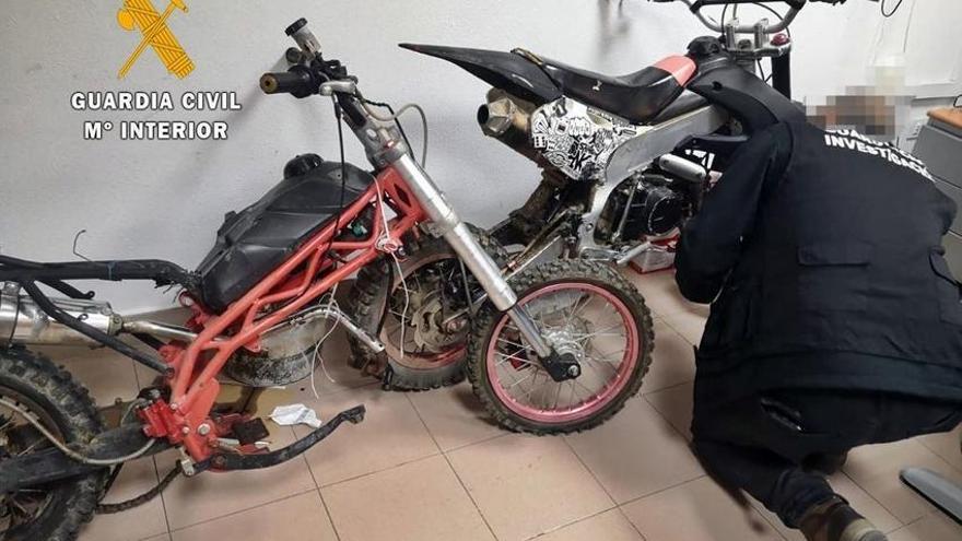 Detenido en Gévora por robar motocicletas que despiezaba y vendía on line