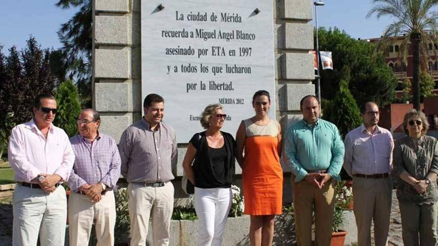 El Ayuntamiento de Mérida homenajea a Blanco y el PSOE lo tacha de &quot;partidista&quot;