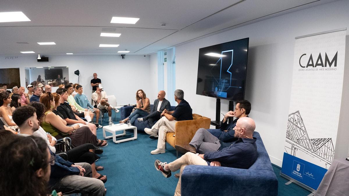 Encuentro 'Reconstruir con cultura hoy'.
