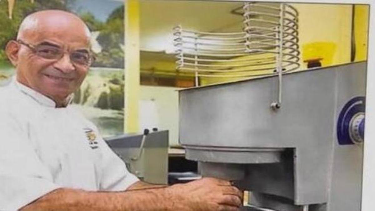 El panadero Francisco Socorro.