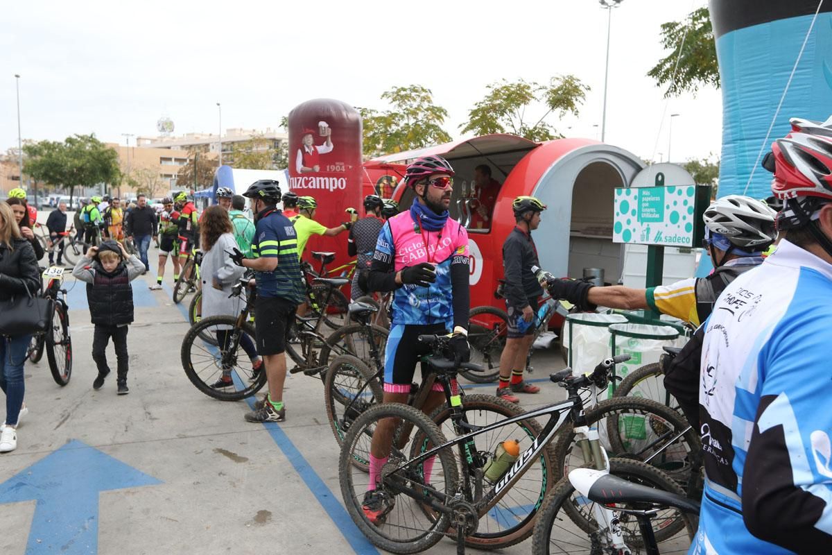 La salida de la cuarta edición de la MTB Diario CÓRDOBA, en imágenes