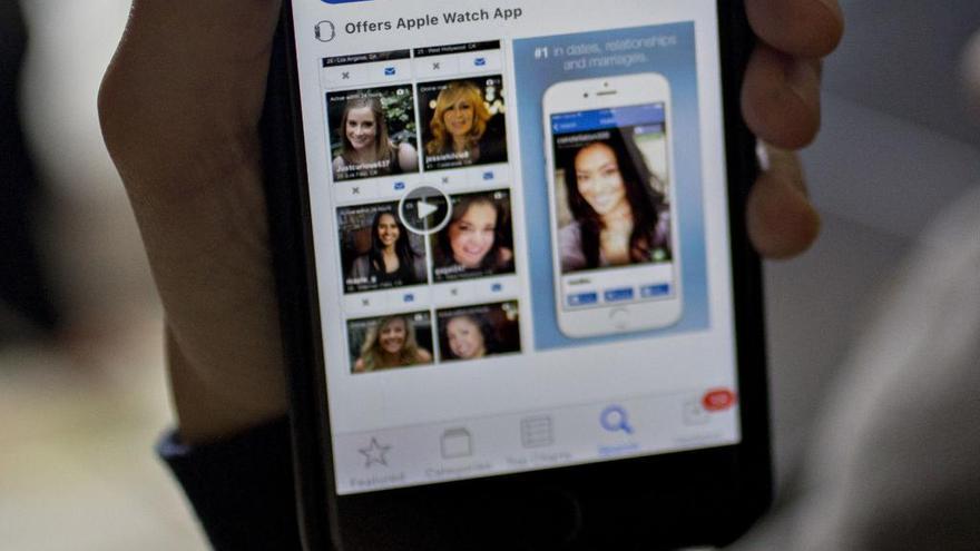 Cae en València una trama que extorsionaba a usuarios de webs de citas
