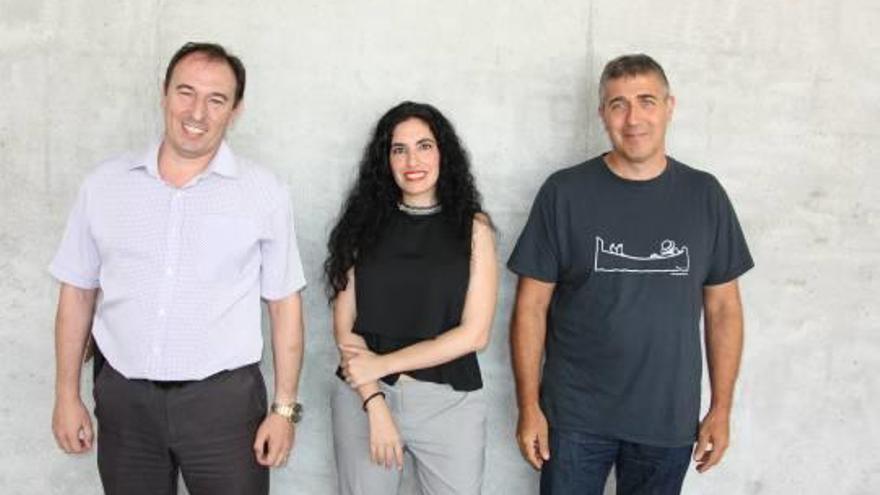 Jaime Lloret, Lorena Parra y Miguel Rodilla durante la presentación de la tesis doctoral.