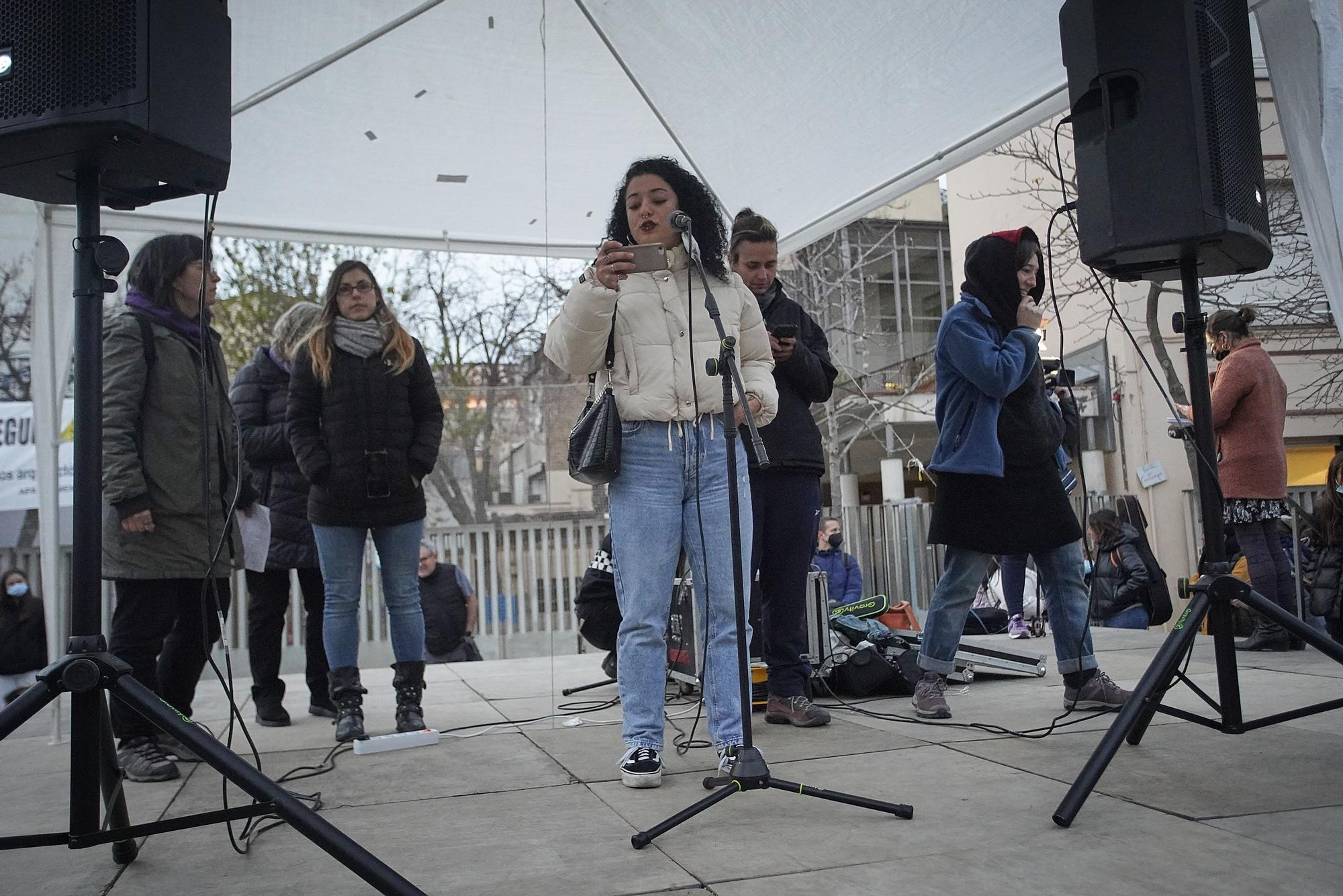 Més de 1.500 persones participen en la manifestació feminista del 8-M a Girona