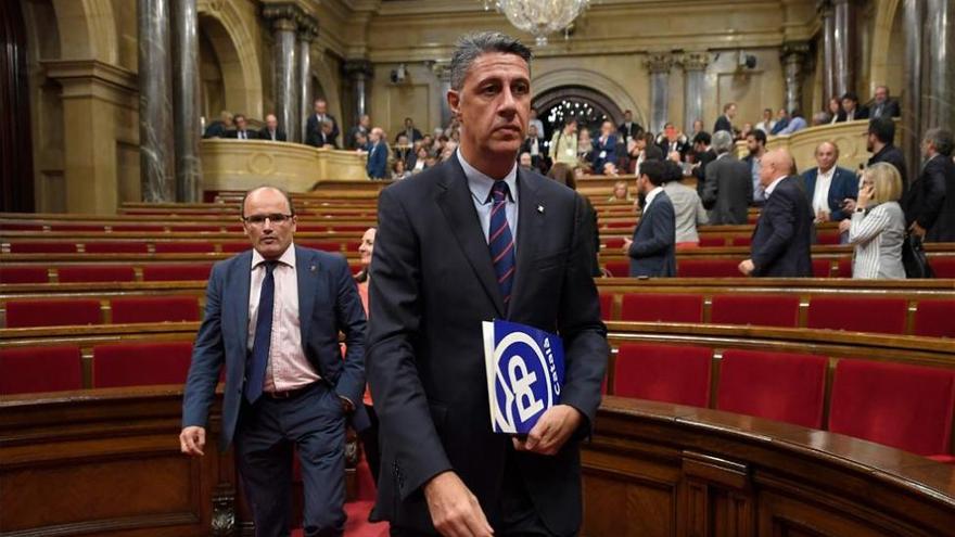 Albiol exige a Puigdemont un plan de diálogo &quot;asumible&quot; y dentro de legalidad