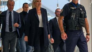 Le Pen, en el judici per desviació de fons: "No tinc res a ocultar"