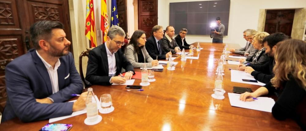 Reunión en el Palau de la Generalitat que confirma la suspensión de Fallas y Magdalena.