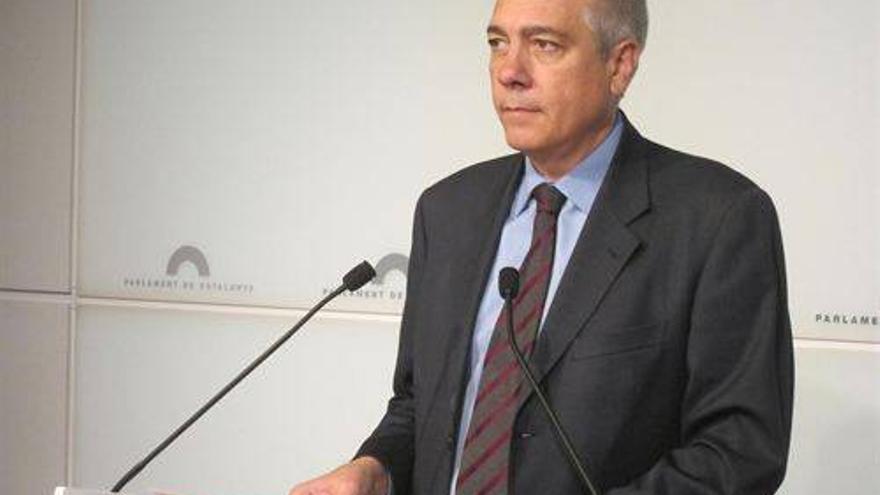 Navarro considera que España tiene un futuro &quot;delicado&quot; si no acepta la soberanía catalana