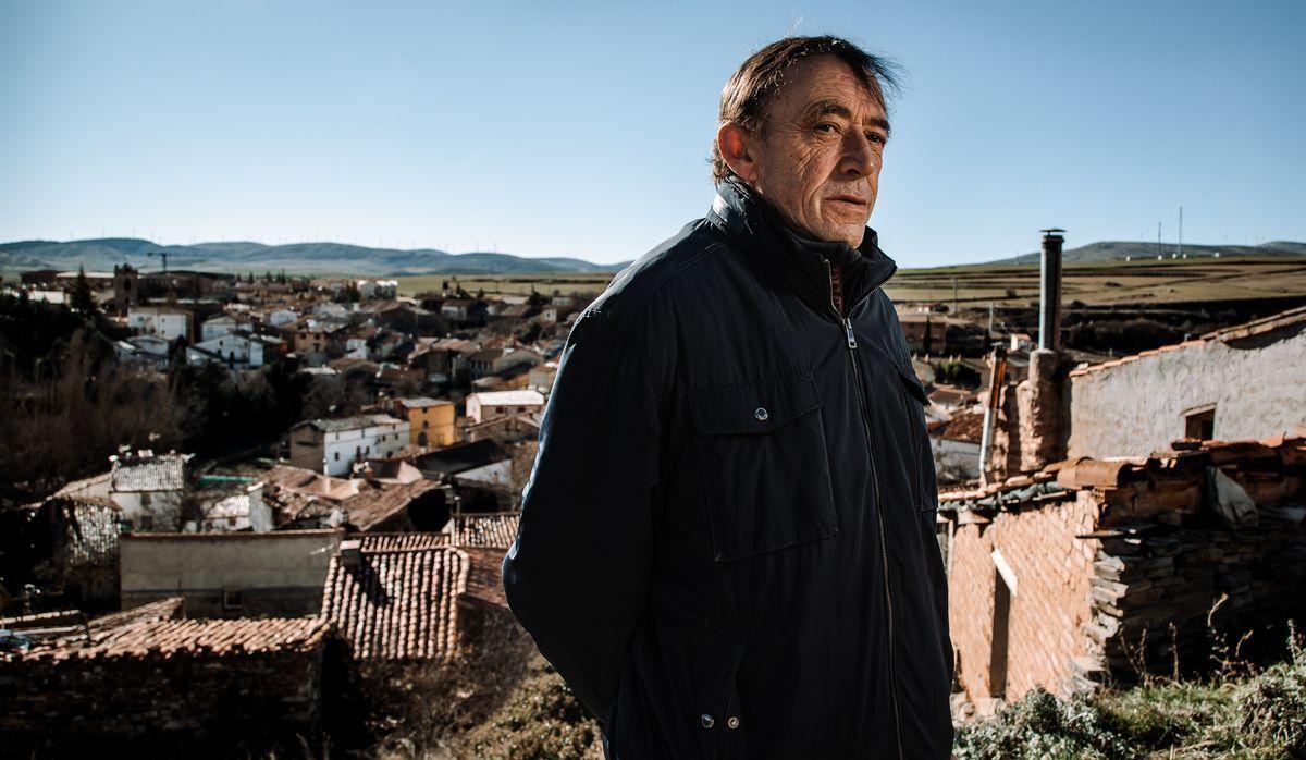 L’estrany cas d’un poble de Sòria enmig del no-res que no para de guanyar habitants: «Aquí ens falten cases» L’estrany cas d’un poble de Sòria enmig del no-res que no para de guanyar habitants: «Aquí ens falten cases»