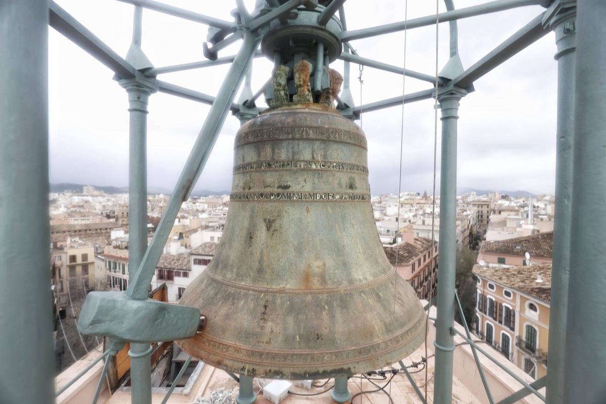 Todo a punto para que el reloj de Cort dé las campanadas