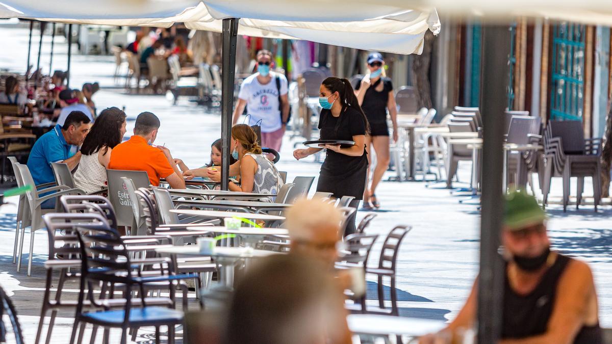 Los negocios turísticos y la hostelería son de los que más ERTE han presentado estos meses.