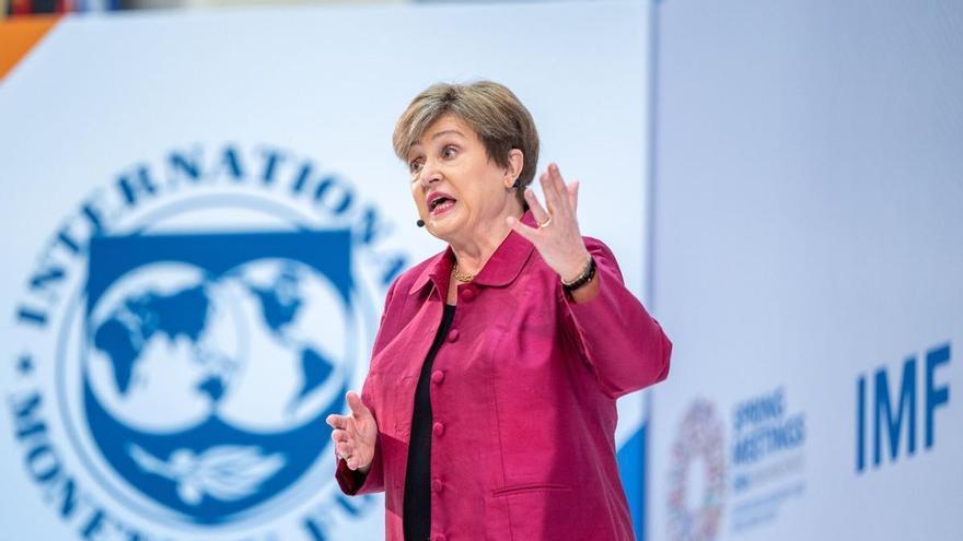 La directora del FMI alerta: la guerra con Irán enfriará el crecimiento y exige 