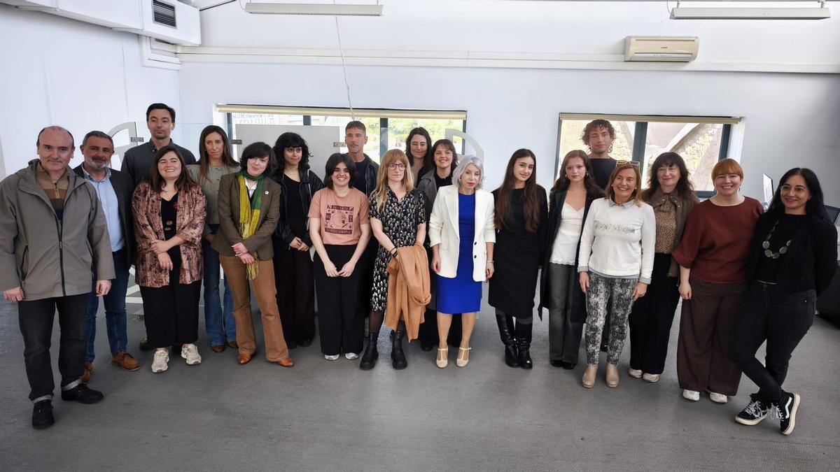 Presentación de los residentes de la octava edición de LABoral_Impulsa.