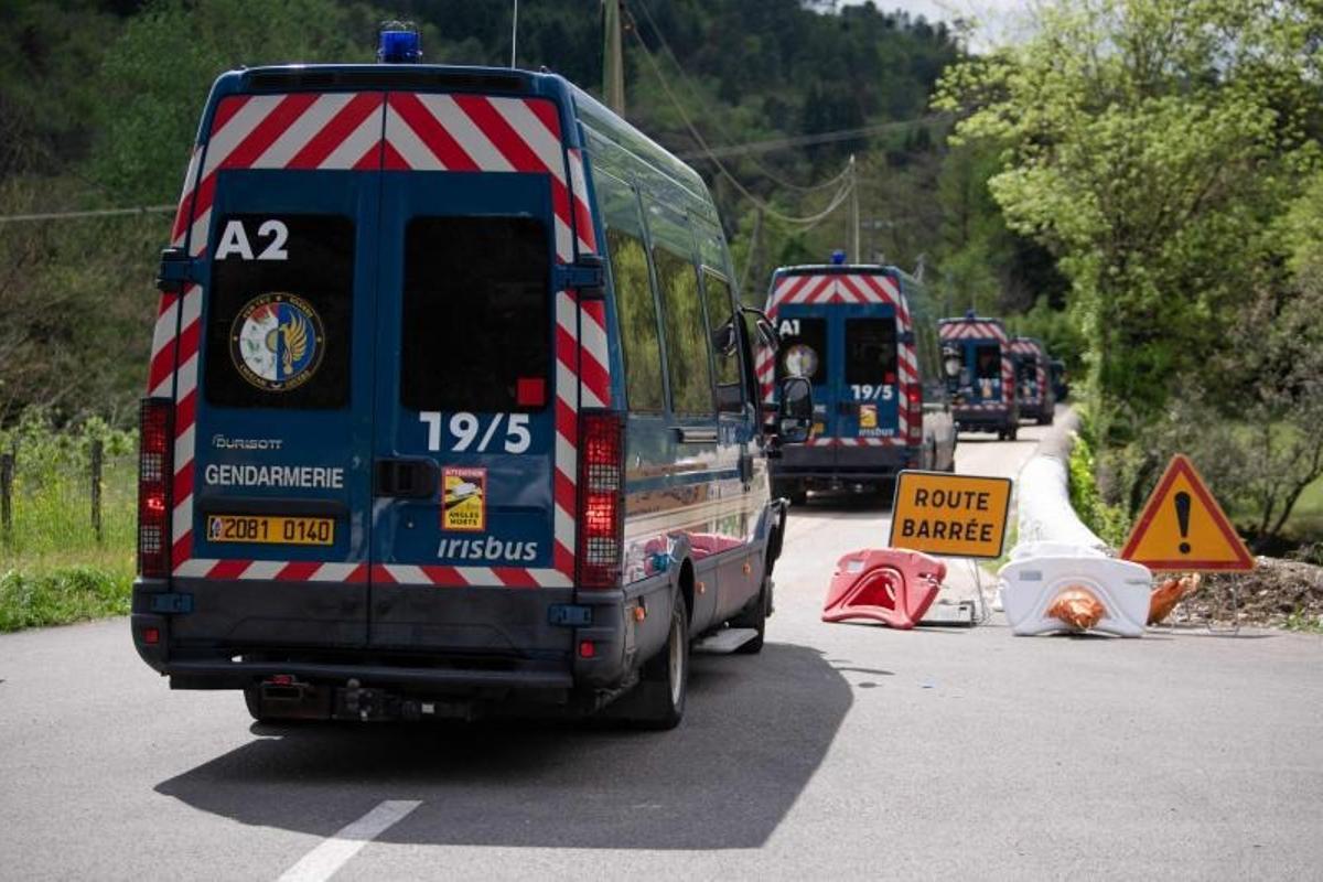 Sis morts i quatre ferits greus al xocar frontalment dos cotxes a prop d’Andorra Sis morts i quatre ferits greus al xocar frontalment dos cotxes a prop d’Andorra