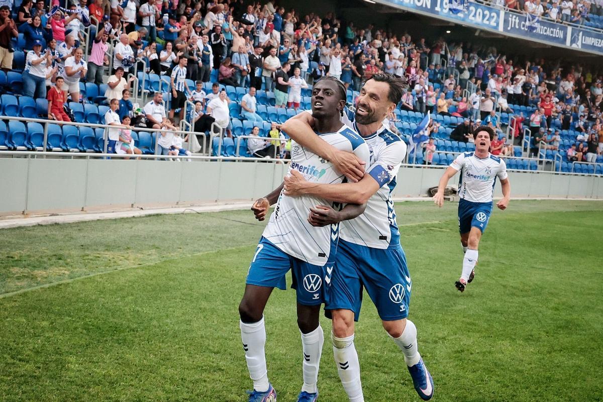 Partido de Primera RFEF CD Tenerife-Arenas