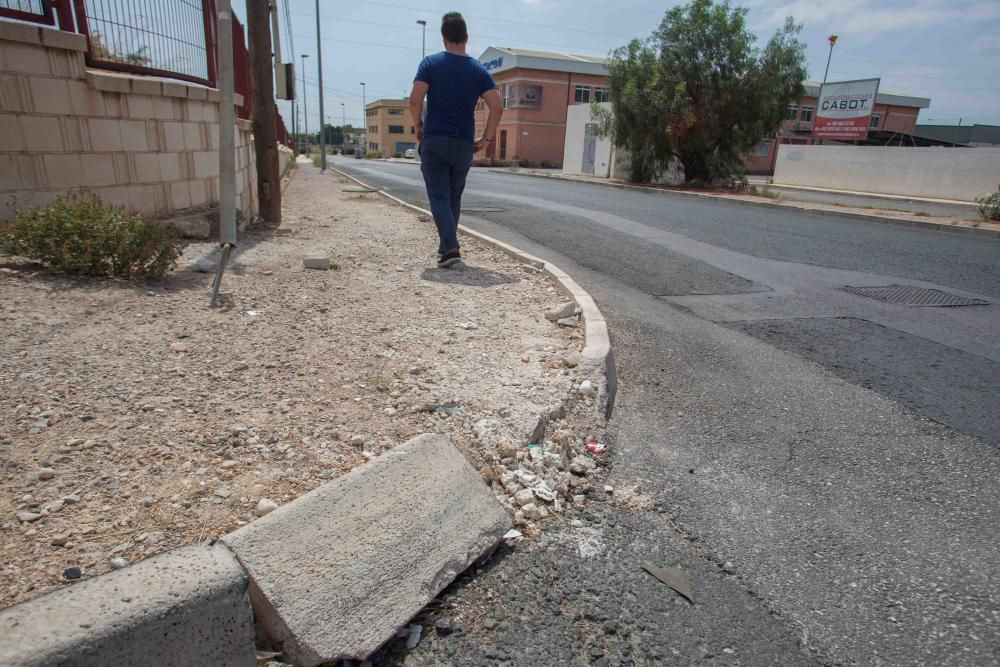 El polígono de Carrús, abandonado