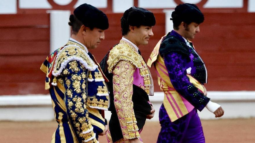 El triunfo de Morante y Pablo Aguado en Gijón, en imágenes