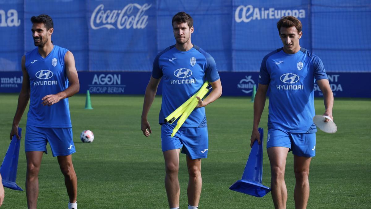 Varios jugadores del Balears volvieron ayer al trabajo en el Estadi Balear.