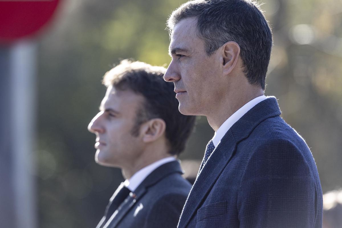 Pedro Sánchez y Emmanuel Macron, en la cumbre entre España y Francia celebrada en Barcelona