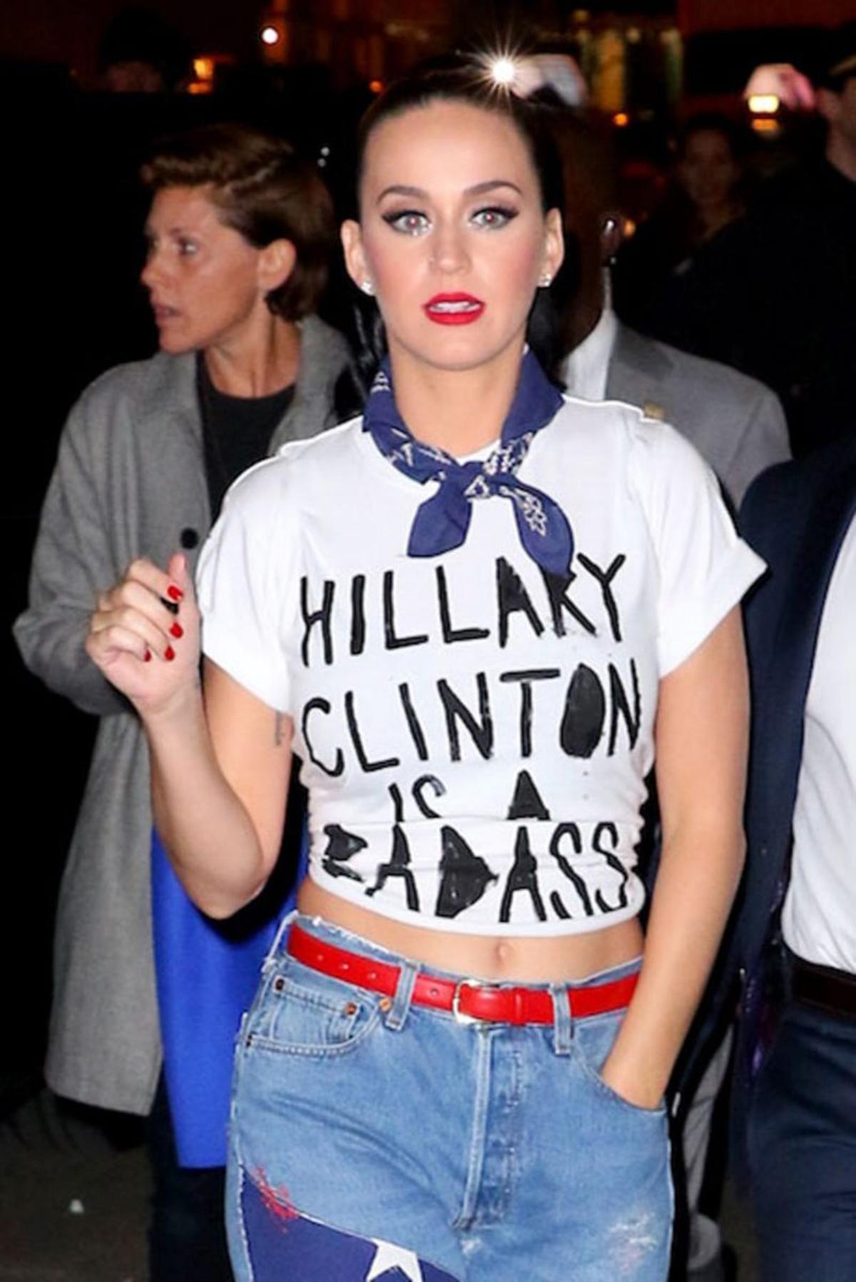 Katy Perry y su camiseta de apoyo a Hillary Clinton