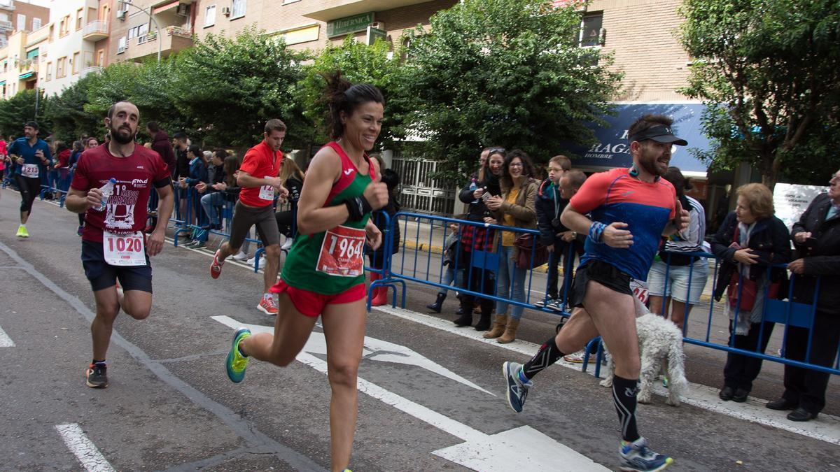 Corredores en una edición anterior del Medio Maratón Elvas-Badajoz.