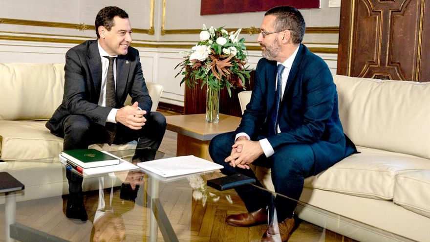El alcalde de La Línea pide a Moreno que lleve a Bruselas la creación de una zona con fiscalidad propia como en Canarias