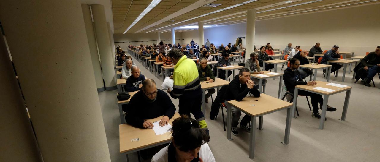 Examen del plan de empleo, en Mieres