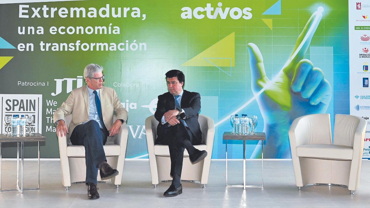 Ismael Clemente, CEO de Merlin Properties, conversa con Martí Saballs, director de ‘activos’, suplemento económico de Prensa Ibérica.
