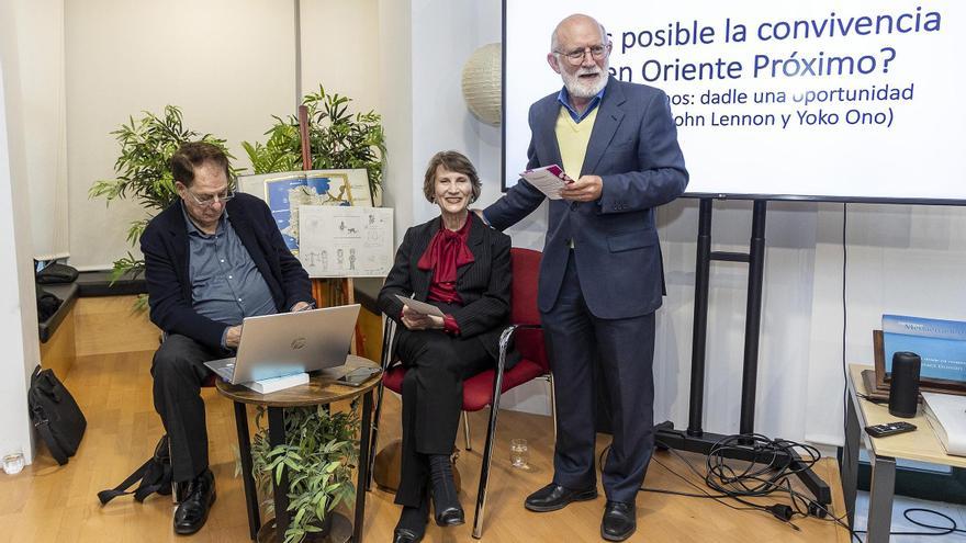 Coloquio sobre Oriente Próximo entre 