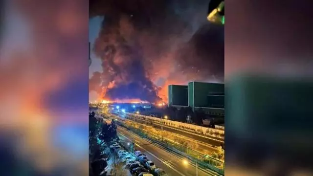 El aeropuerto internacional Mehrabad de Teherán sufre un incendio tras ataques israelíes