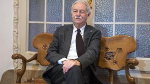 El escritor Eduardo Mendoza.