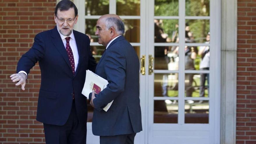 Mariano Rajoy y Alberto Garre, durante una reunión.