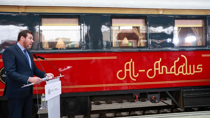 El tren turístico de lujo Al Ándalus comienza este domingo su nueva temporada