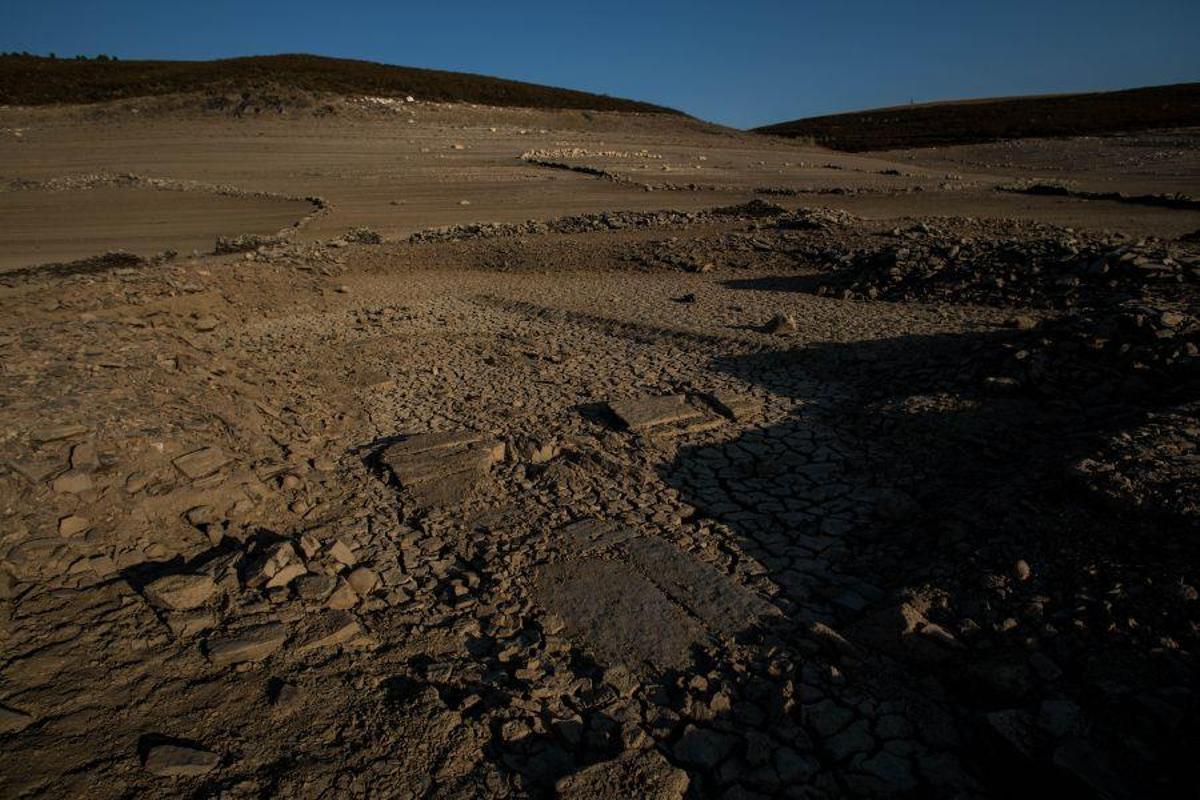 San Pedro de la Nave emerge en Ricobayo