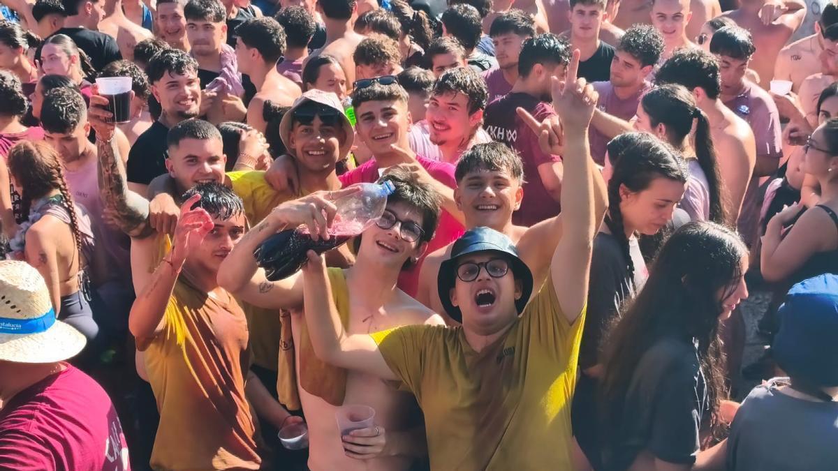 GALERÍA | Las peñas toman las calles de Toro en sus fiestas