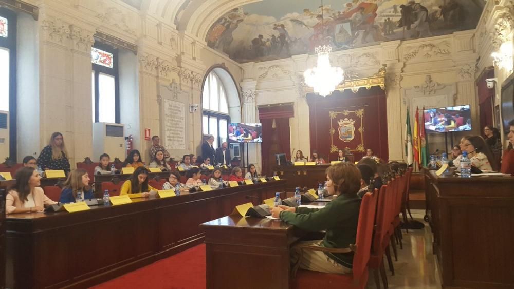 El Ayuntamiento de Málaga celebra el pleno infantil