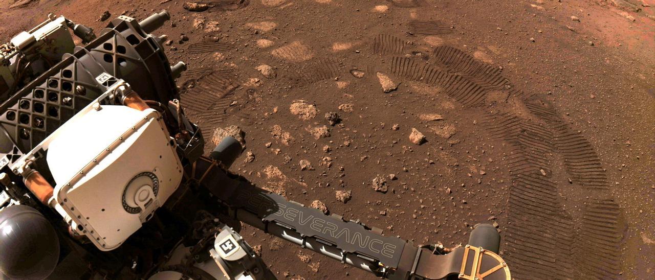 NASA&#039;s Mars rover Perseverance takes its first, short drive on the surface of the red planet