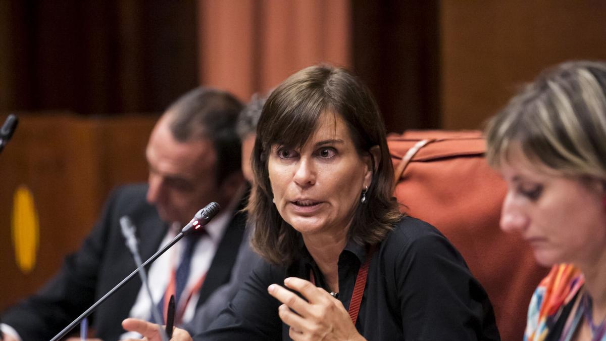 Victoria Álvarez comparece en la Comisión de la Operación Cataluña en el Parlament.