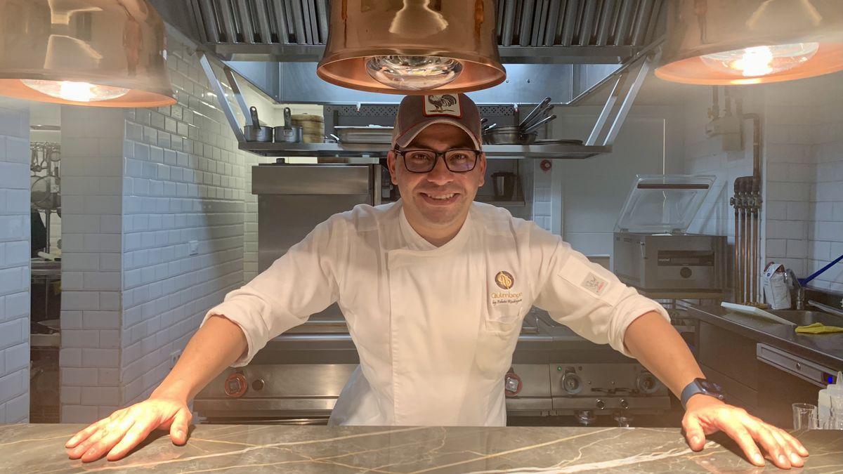 El chef colombiano Edwin Rodríguez, al frente de las cocinas de Quimbaya (Madrid).