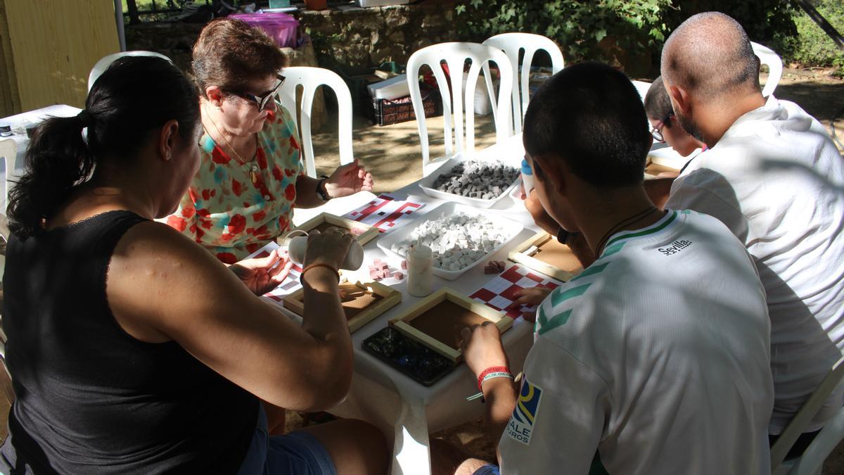 Festum recrea una calle romana en Almedinilla