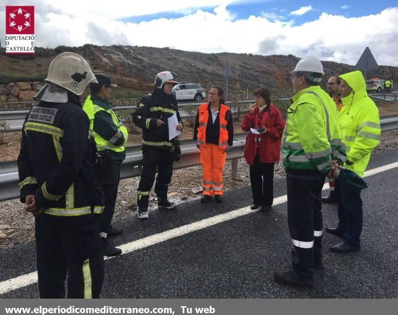 Así se actúa en un accidente de un camión con mercancías peligrosas