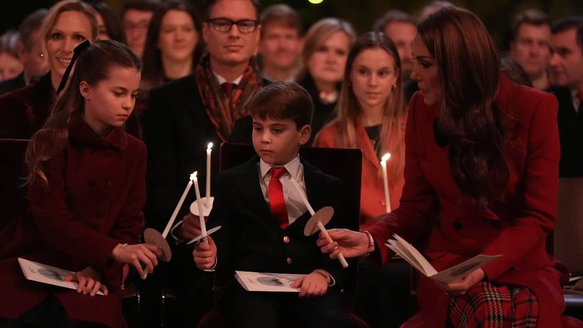 El emotivo y secreto mensaje que el príncipe Louis llevaba escrito en su mano para sus abuelos