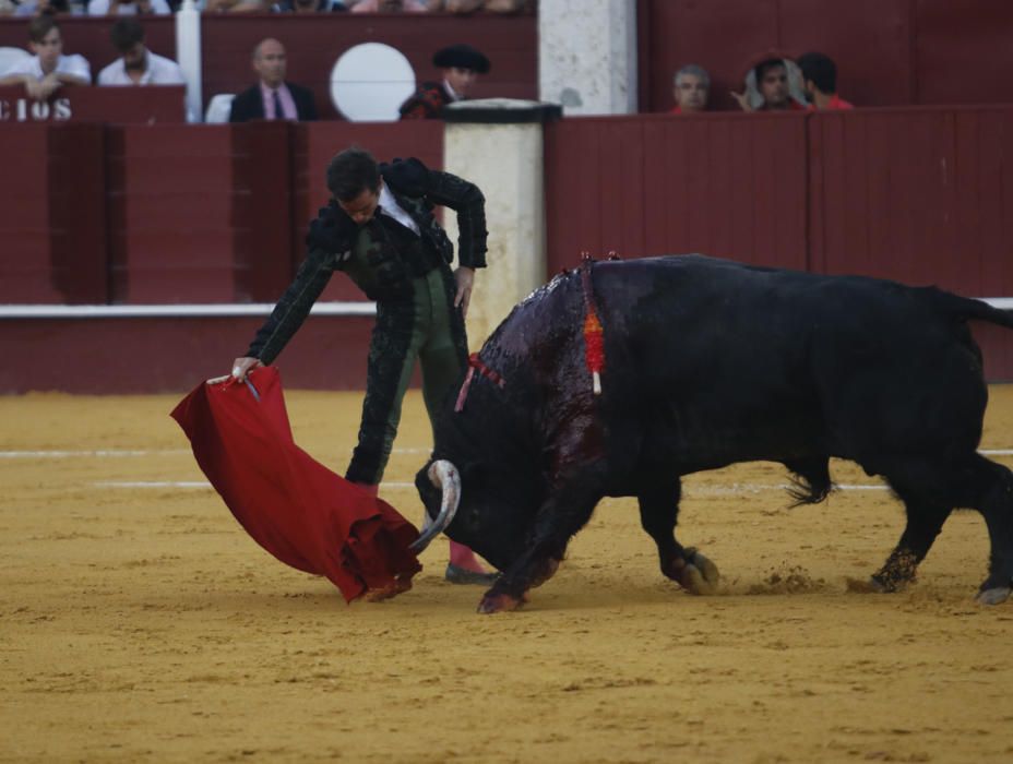 Sexta corrida de abono de la Feria Taurina