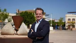 Antonio Conde, alcalde de Mairena del Aljarafe: "El tranvía del Aljarafe es radicalmente necesario, es urgente una red de transporte público entre los municipios"
