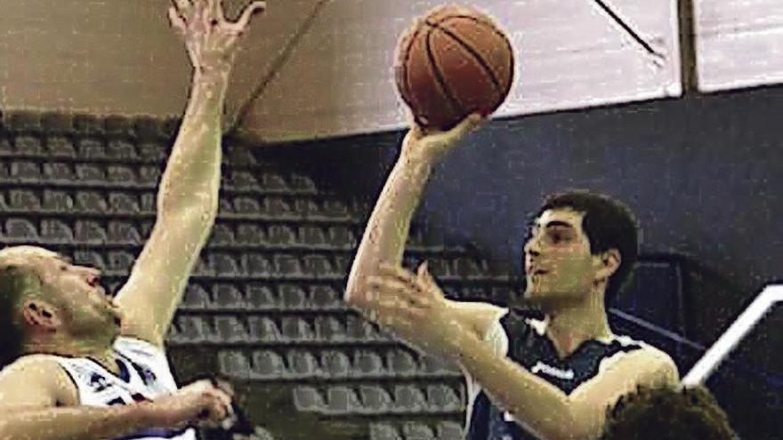 Pablo González, durante una acción de la pasada temporada.