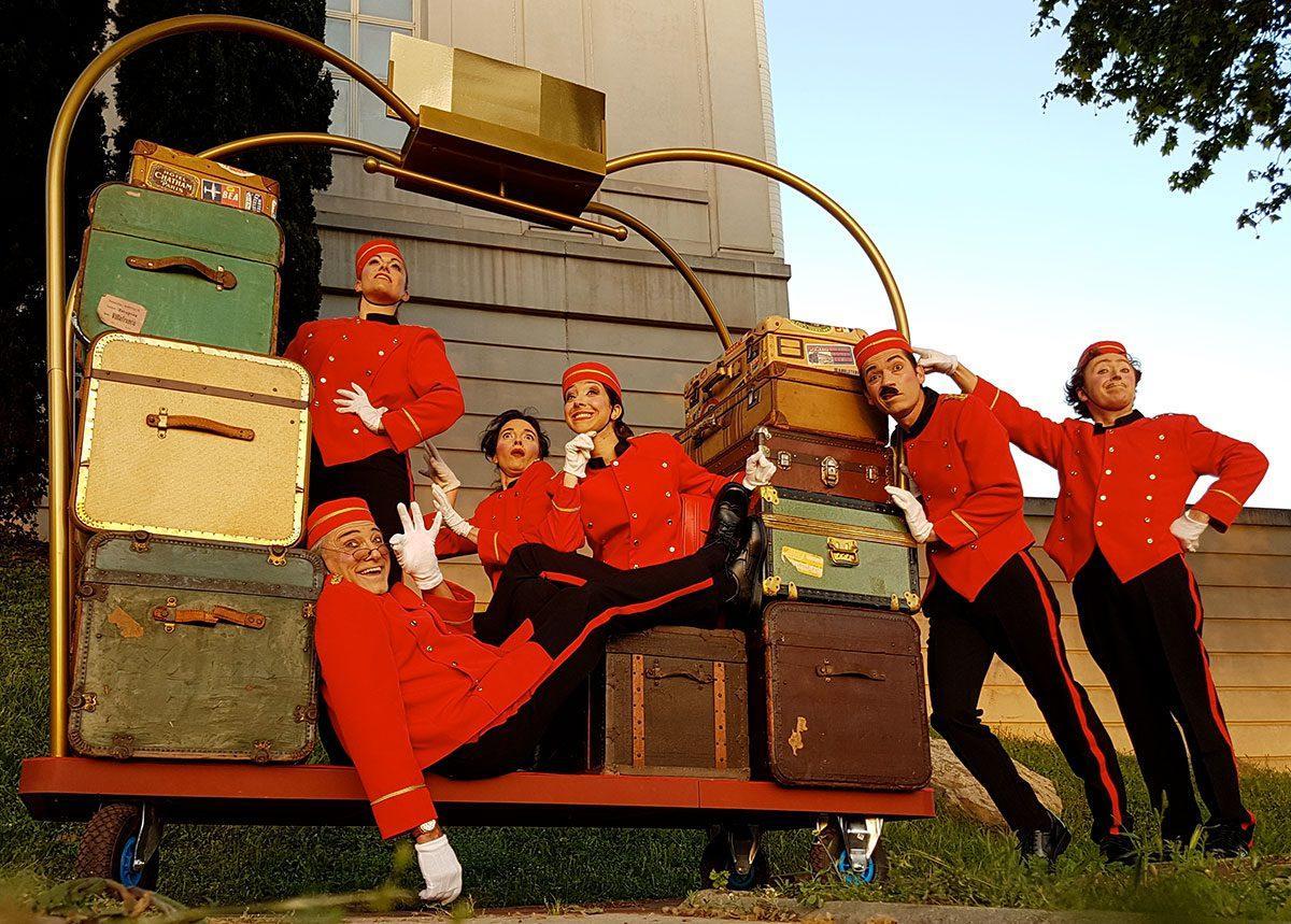 GV2   Comedia   Show itinerante