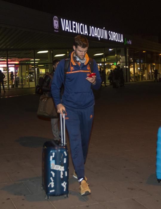 Llegada del Valencia Basket tras Copa del Rey