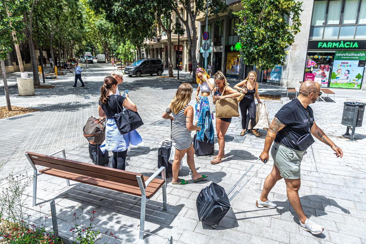 Escenas inesperadas de la Superilla del Eixample