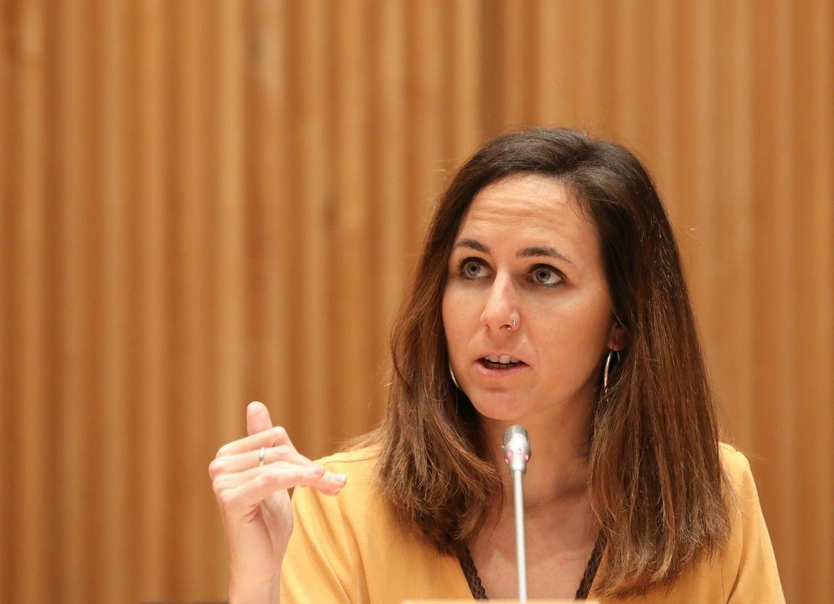 La ministra de Derechos Sociales, Ione Belarra, en el Congreso de los Diputados.